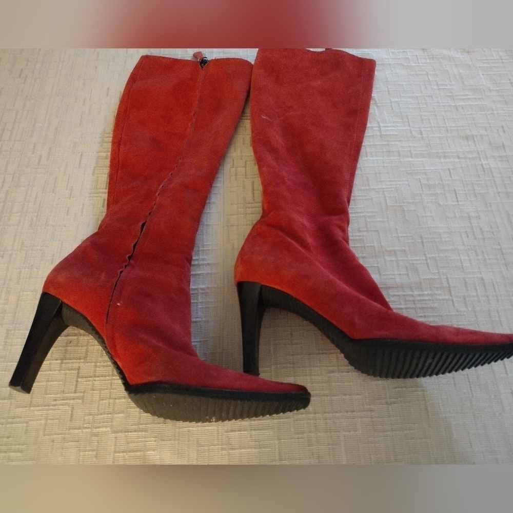 Vicini Women's Tall Red Suede Leather Boots Sz 38 US 7.5 - Picture 2 of 12